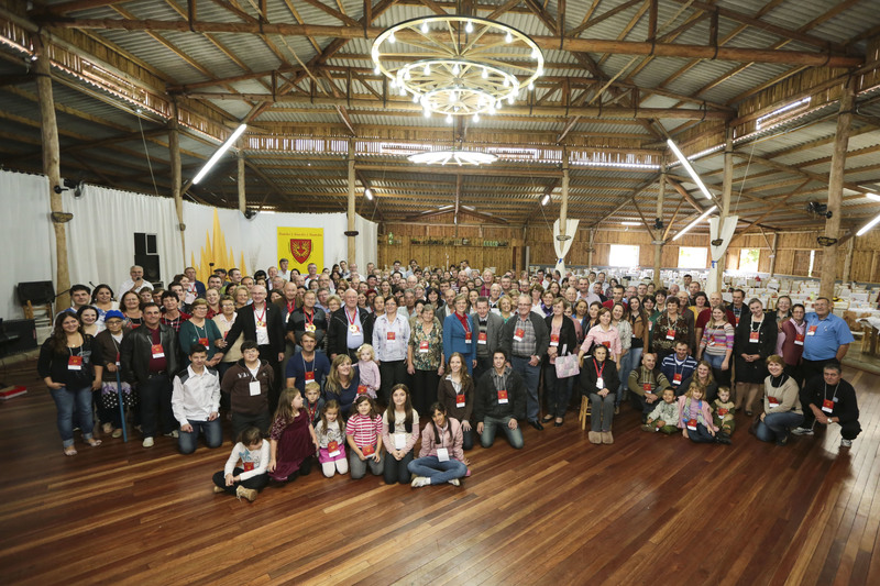 Foto coletiva todas as pessoas que estavam no evento
